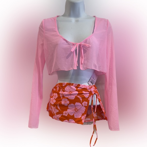 Separates. Pink top Cover Up XS (0-2) & Bottom Cover up S (4-6) - Picture 1 of 4
